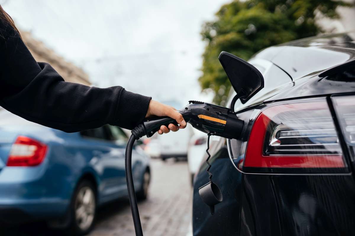 Noleggio elettrico: vantaggi e benefici